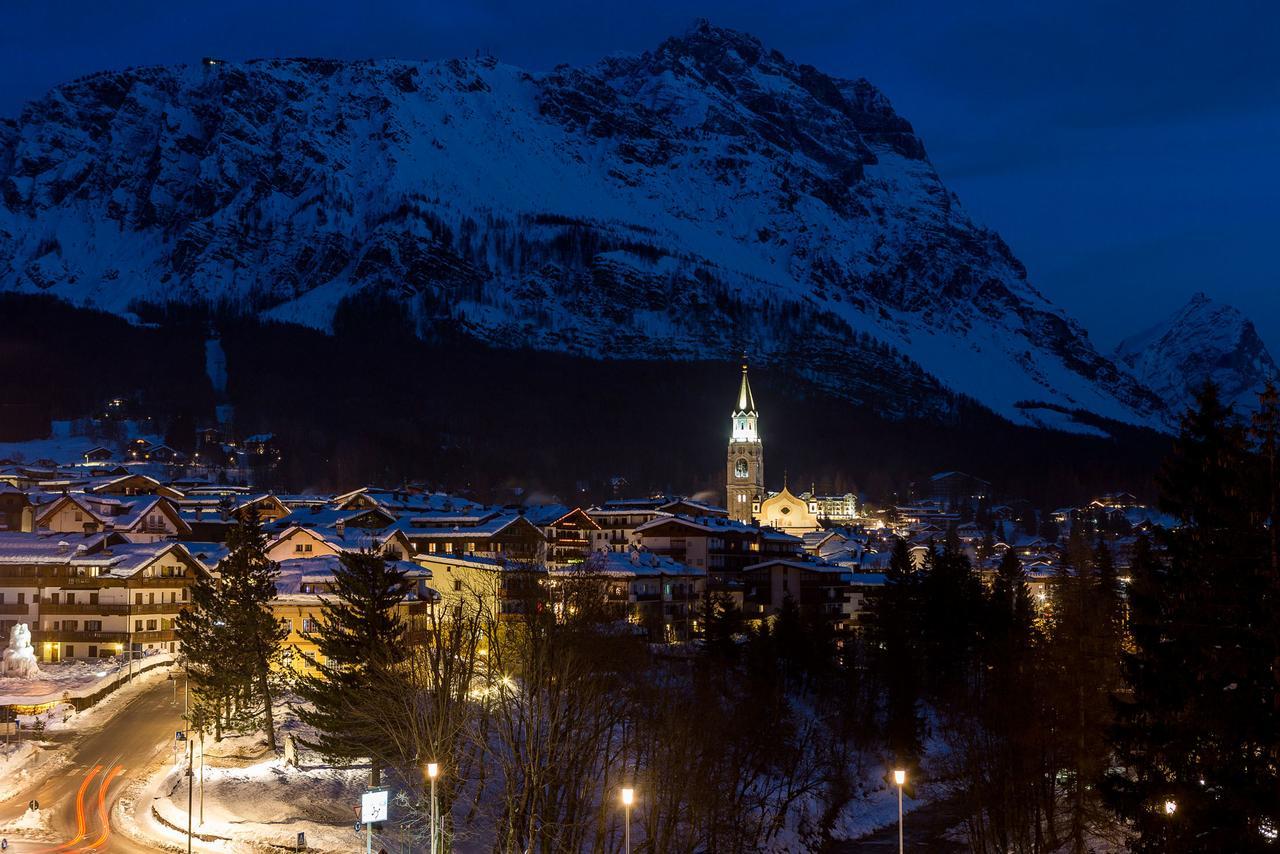 Dependance Hotel Corona Cortina dʼAmpezzo Eksteriør bilde