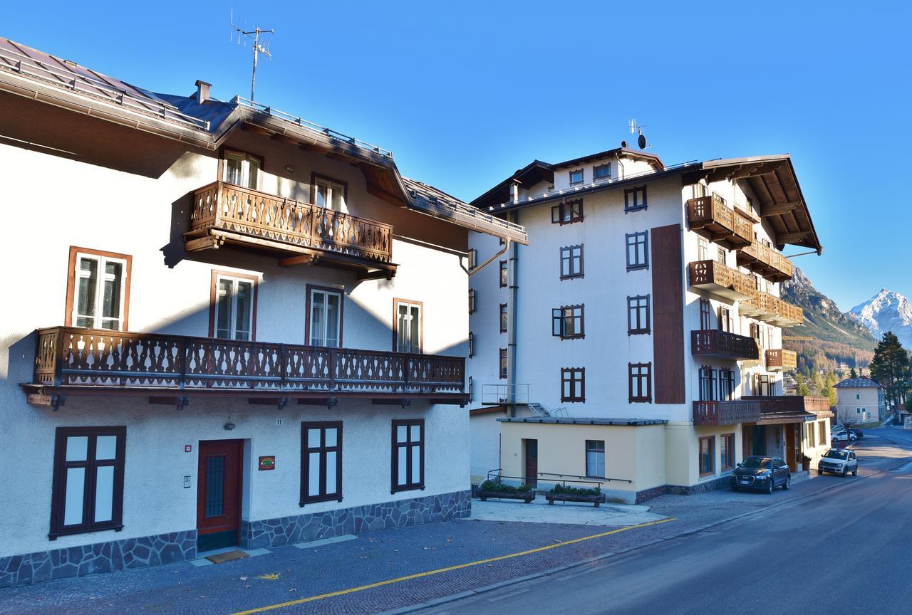 Dependance Hotel Corona Cortina dʼAmpezzo Eksteriør bilde
